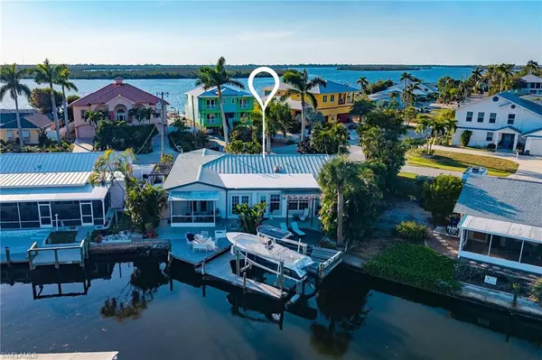 Matlacha, FL 33993,11860 Island AVE