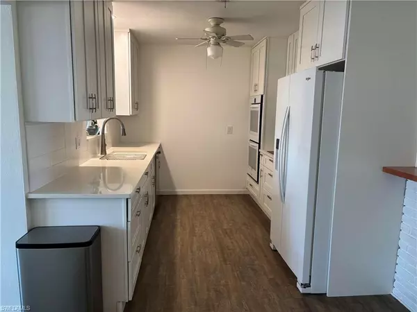 Fort Myers, FL 33919,5521 Granada RD