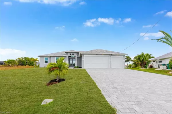 Cape Coral, FL 33993,913 NW 33rd PL