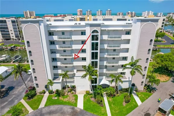 Fort Myers Beach, FL 33931,4351 Bay Beach LN #332