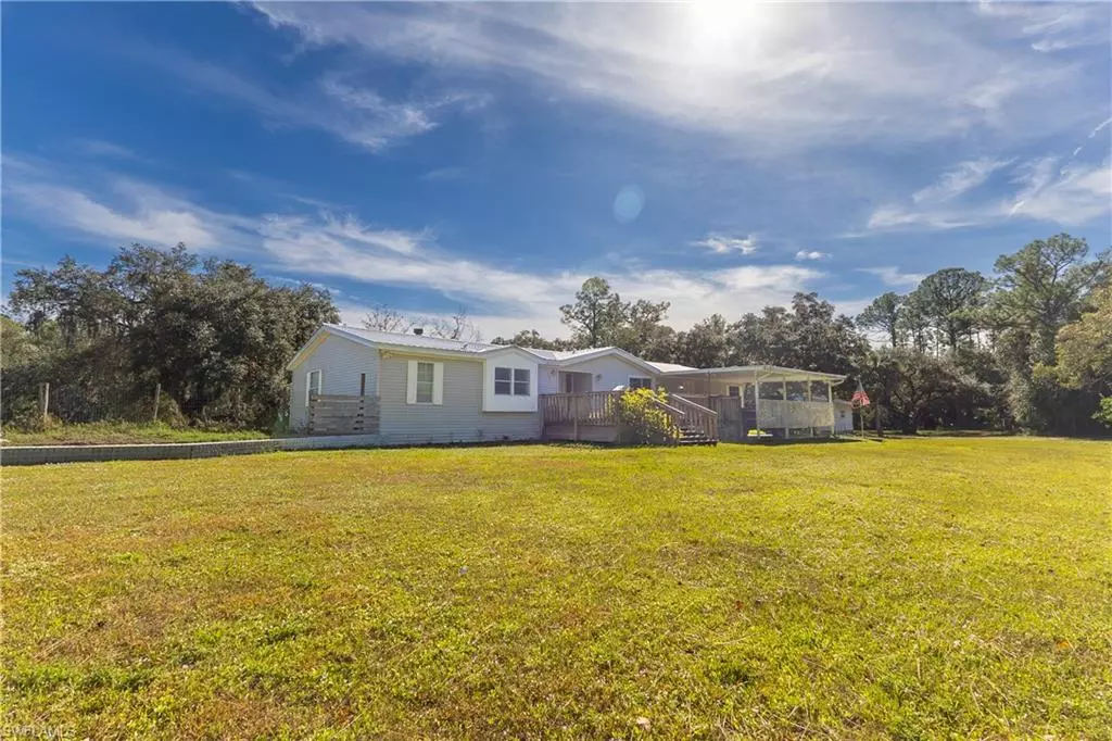 Labelle, FL 33935,1198 Silver Fox LN