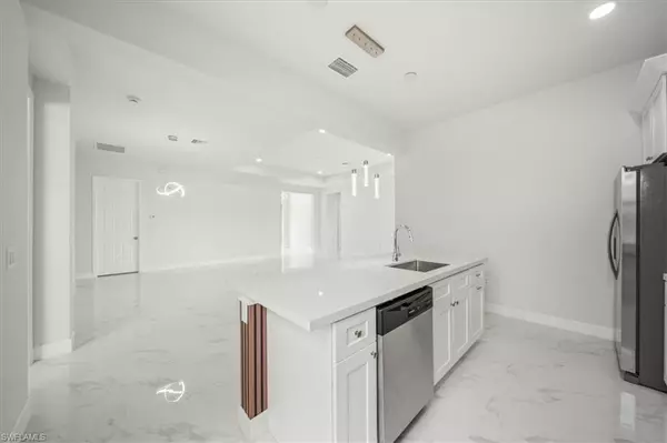 Cape Coral, FL 33993,9 NW 14th PL