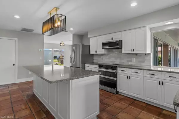 Fort Myers, FL 33919,1384 Burgundy DR