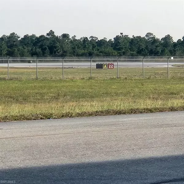 Punta Gorda, FL 33982,28390 Challenger BLVD #B9