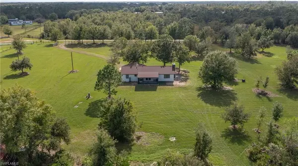 Venus, FL 33960,64 Clarice CT