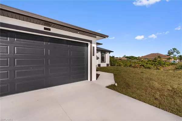 Lehigh Acres, FL 33976,3408 20th ST SW