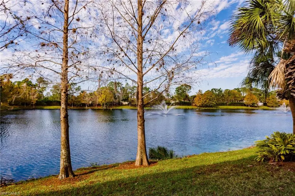 Fort Myers, FL 33908,6071 Jonathans Bay CIR #101