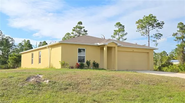 354 Western AVE S, Lehigh Acres, FL 33974