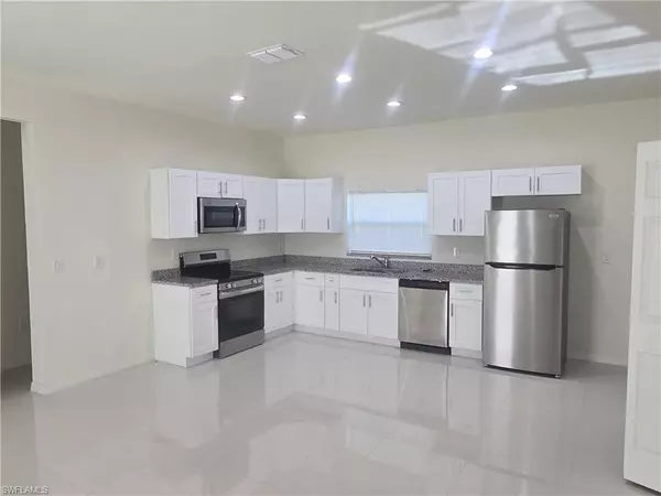 Lehigh Acres, FL 33976,2709 25th ST SW