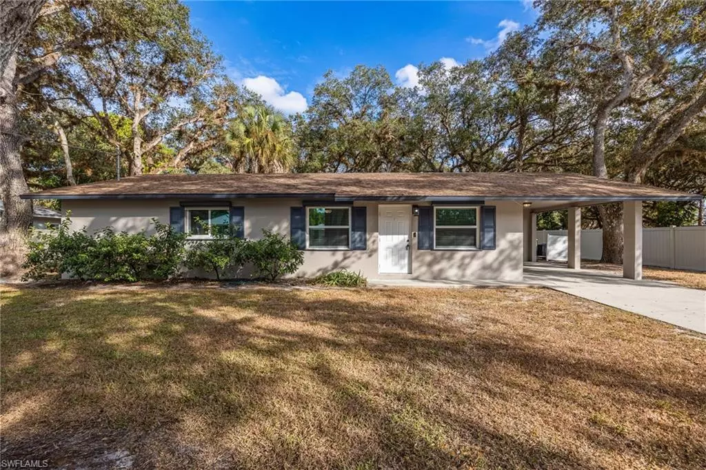 Labelle, FL 33935,181 Hardee ST