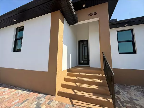 Fort Myers, FL 33908,15335/ 15337 Wall DR