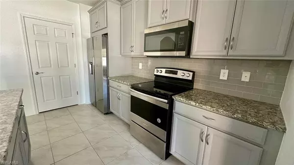 Fort Myers, FL 33916,3034 Royal Gardens AVE