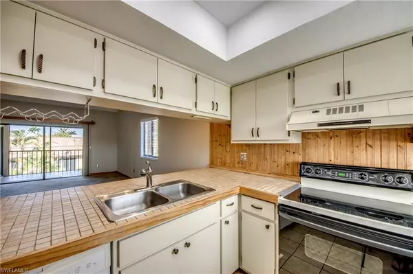 Cape Coral, FL 33904,4616 SE 6th AVE #202