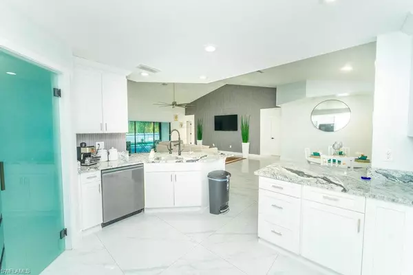 Lehigh Acres, FL 33976,3613 39TH ST SW