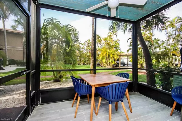 Sanibel, FL 33957,5117 Sea Bell RD #A102