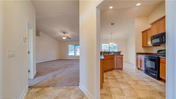 Cape Coral, FL 33990,411 SE 19th TER