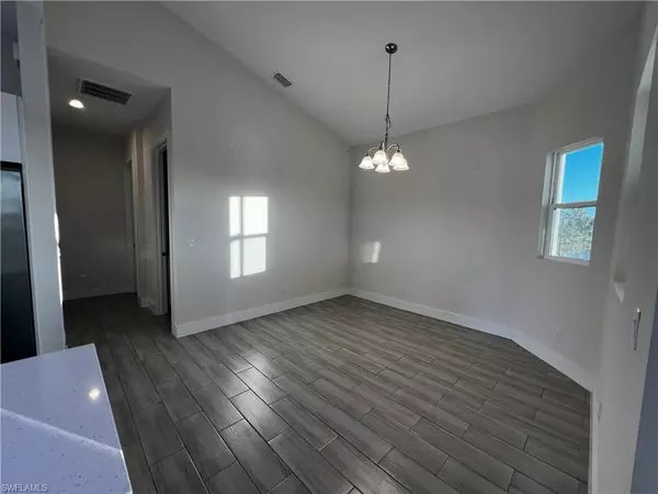 Lehigh Acres, FL 33976,4219 27th ST SW