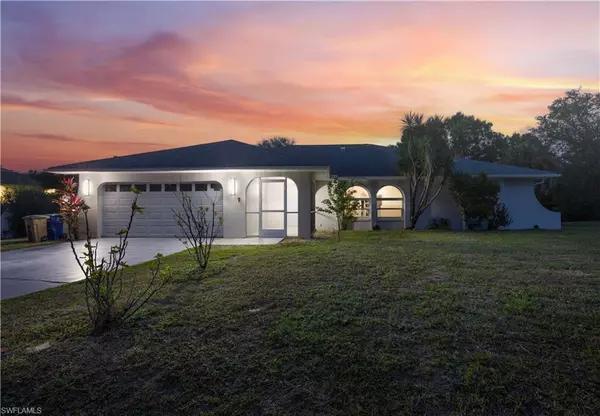 511 Thompson AVE, Lehigh Acres, FL 33972