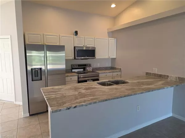 Cape Coral, FL 33914,3715 SW Santa Barbara PL