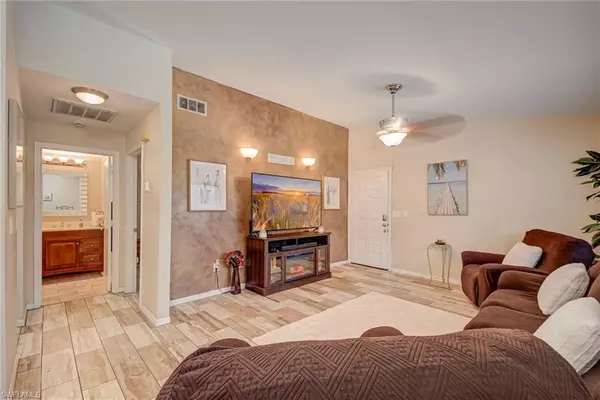 Fort Myers, FL 33966,13281 Whitehaven LN #405