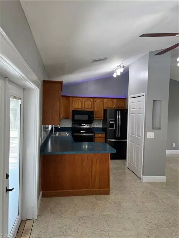 Cape Coral, FL 33909,1412 NE Van Loon TER