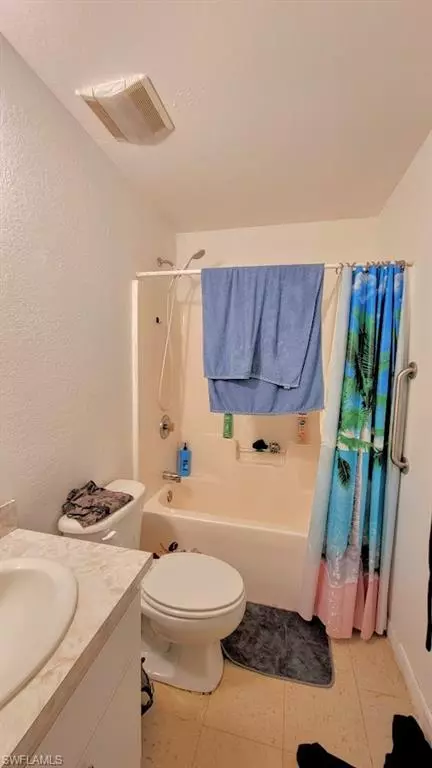 Moore Haven, FL 33471,200 7th ST NW