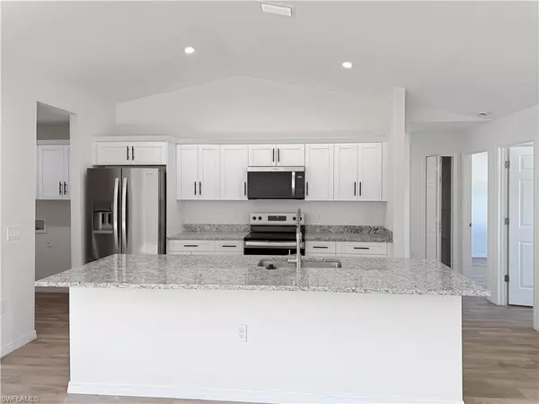 Fort Myers, FL 33967,8157 Albatross RD