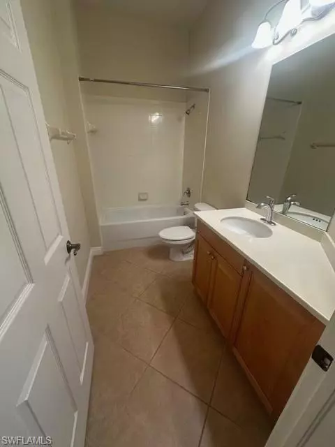 Fort Myers, FL 33912,5602 N Kensington LOOP