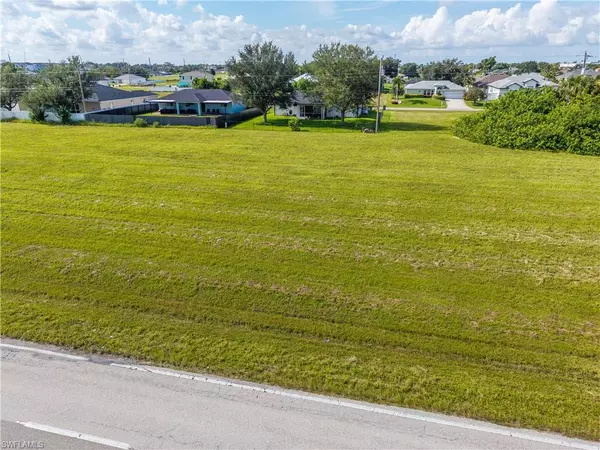 2134 Diplomat PKWY E, Cape Coral, FL 33909