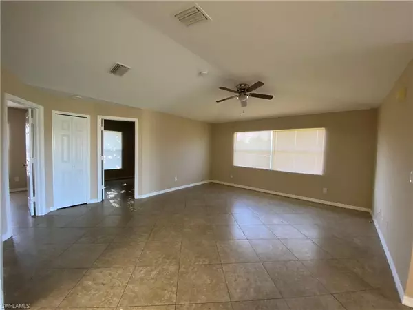 Lehigh Acres, FL 33973,1127 Gilbert AVE S