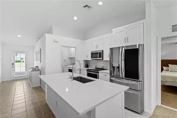 Cape Coral, FL 33993,1809 NW 10th TER