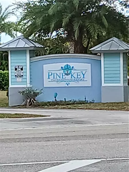 1030 Hancock Creek South BLVD #204, Cape Coral, FL 33909