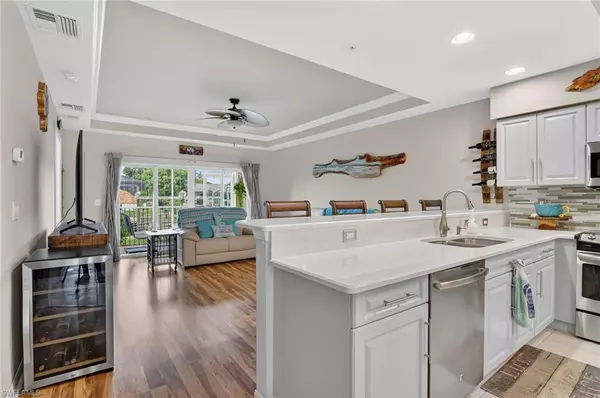 1785 Four Mile Cove PKWY #312, Cape Coral, FL 33990