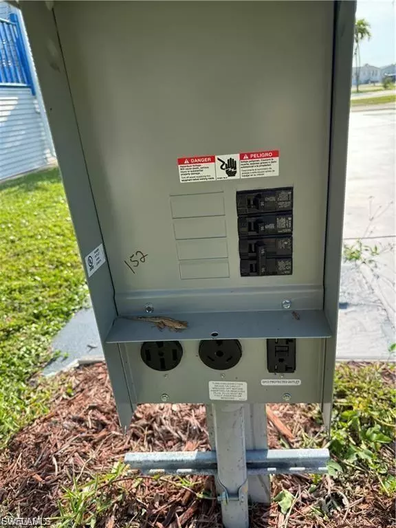 Fort Myers, FL 33908,19681 #152 Summerlin RD