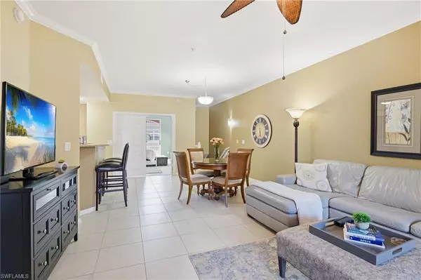 Estero, FL 34135,8560 Violeta ST #204