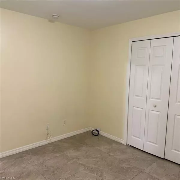 Lehigh Acres, FL 33973,4707 25th ST SW