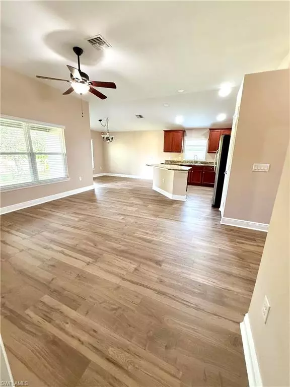 Lehigh Acres, FL 33974,815 Theodore Vail ST E