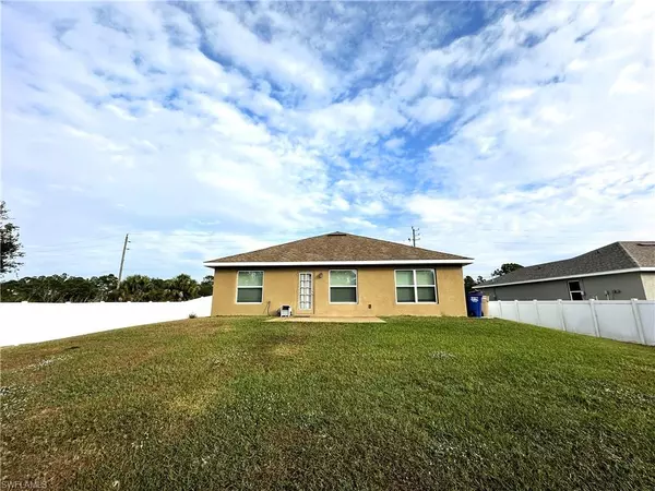 Lehigh Acres, FL 33972,573 Windermere DR