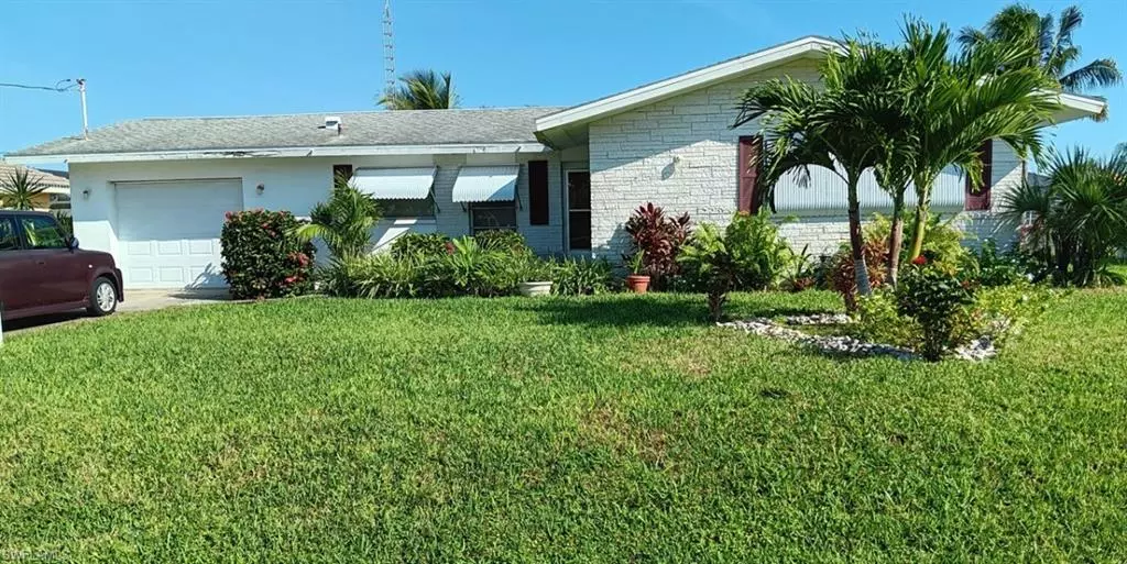 5305 SW 2nd PL, Cape Coral, FL 33914