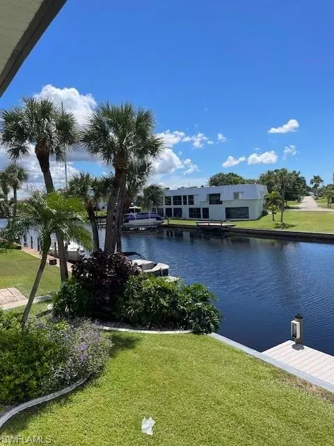 Cape Coral, FL 33904,632 Victoria DR #201