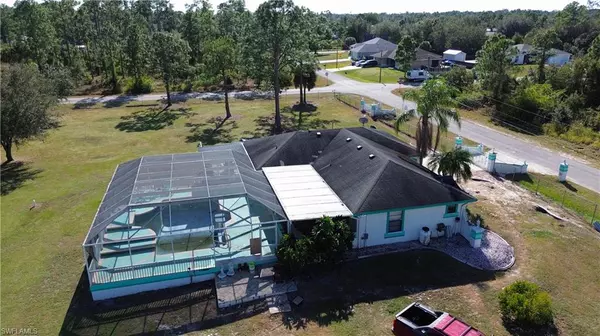 Lehigh Acres, FL 33972,902 Clayton AVE