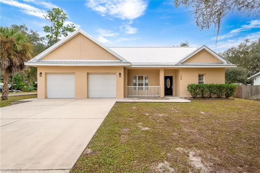 109 Florida ST, Labelle, FL 33935