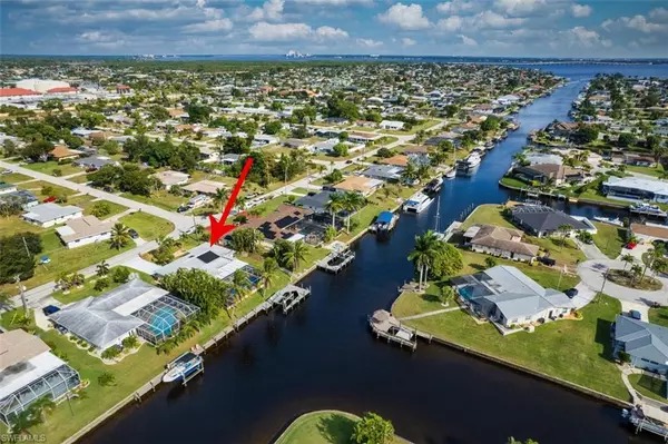 1712 SE 28th ST, Cape Coral, FL 33904