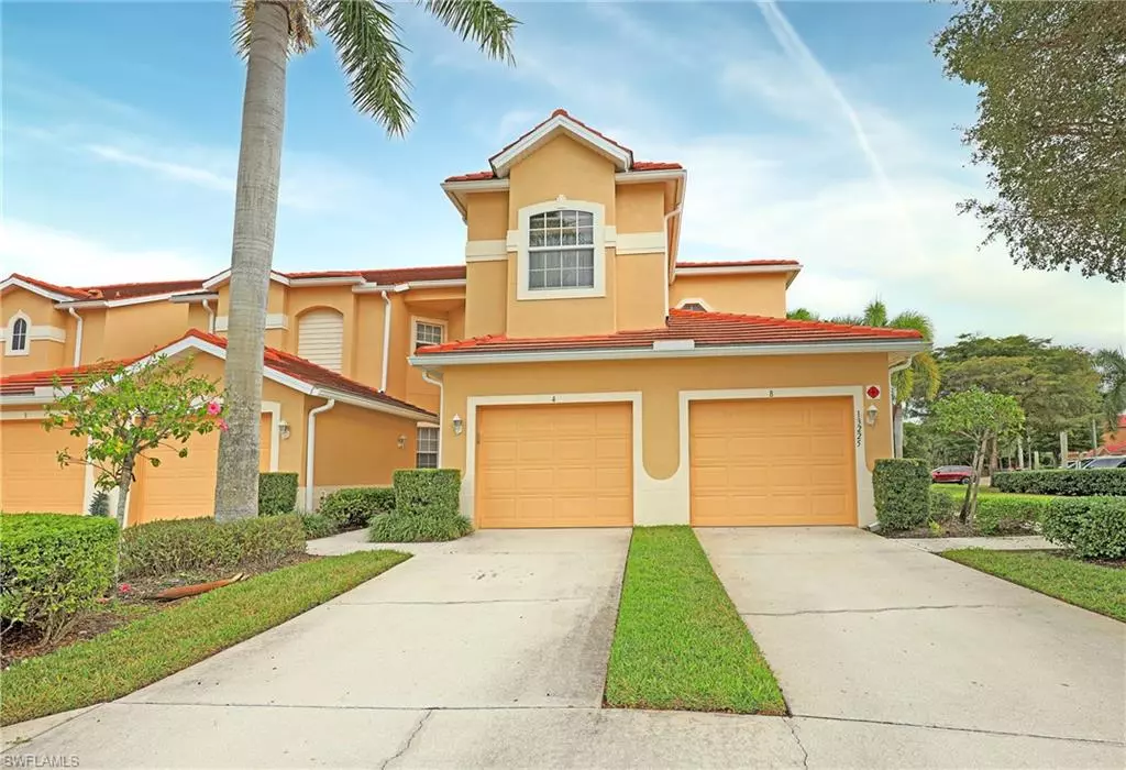 North Fort Myers, FL 33903,13225 Silver Thorn LOOP #304