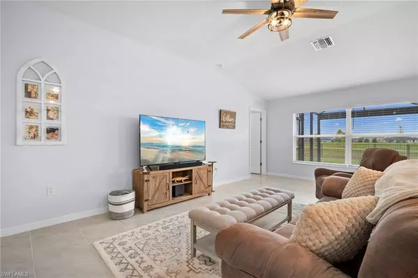 North Fort Myers, FL 33917,17741 paradiso WAY