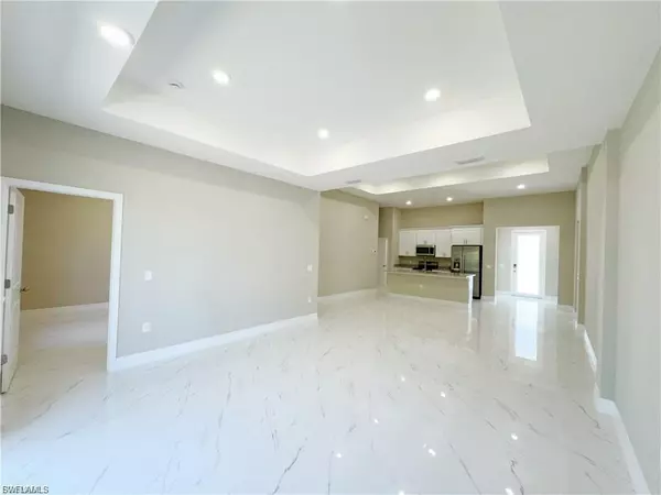 Lehigh Acres, FL 33974,313 HERMOSA AVE