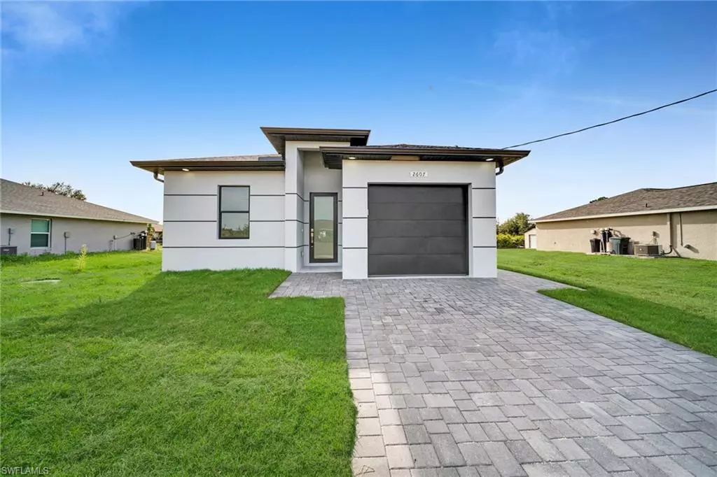 Lehigh Acres, FL 33971,2607 57th ST W