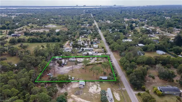 North Fort Myers, FL 33917,8219 Bartholomew DR