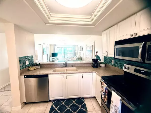 Fort Myers, FL 33908,12171 Kelly Sands WAY #1577