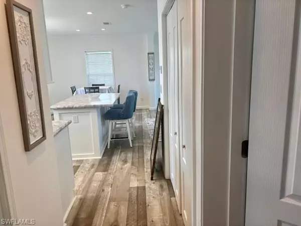 Fort Myers, FL 33905,302 Shoreland DR